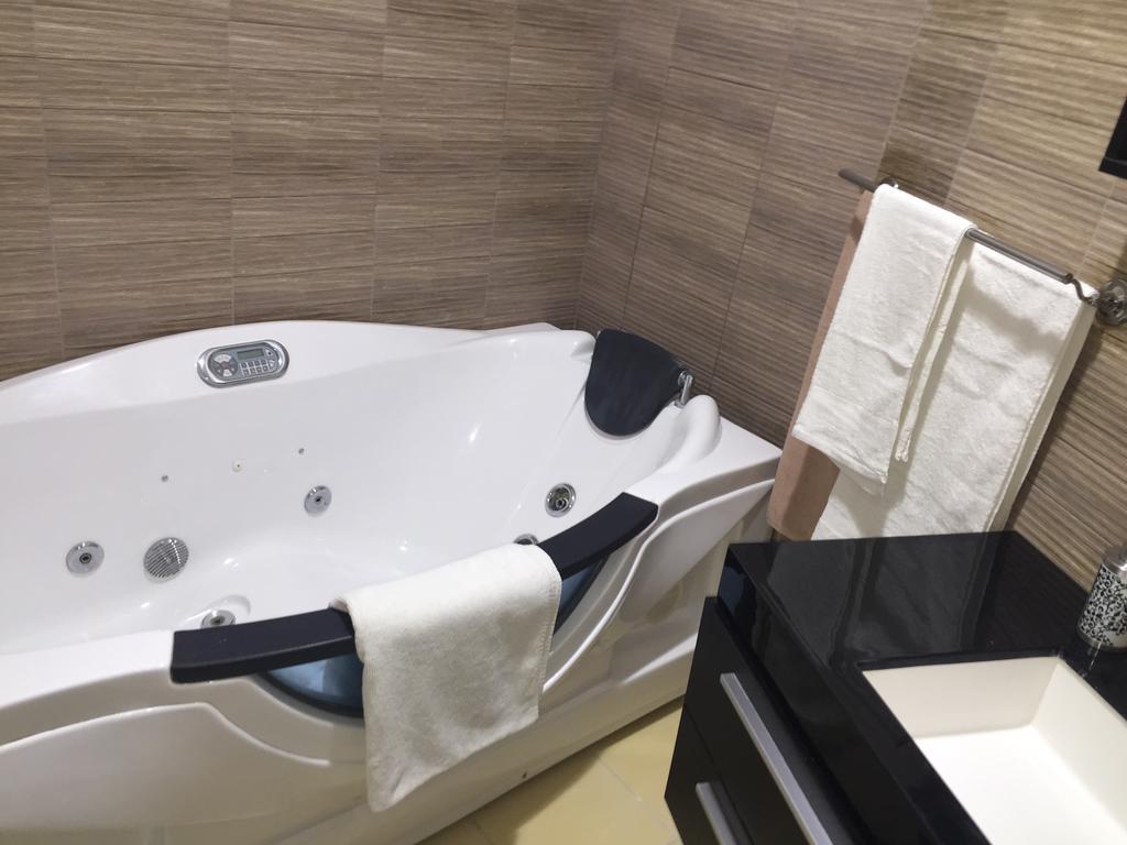 Apartament Unirii Centru Lägenhet Bukarest Exteriör bild